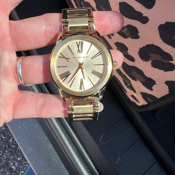 Michael Kors Watch - Picture 2 of 3